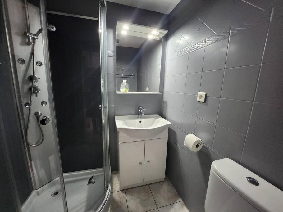 Appartement A Deux Pas De La Promenade Des Anglais Nizza Esterno foto